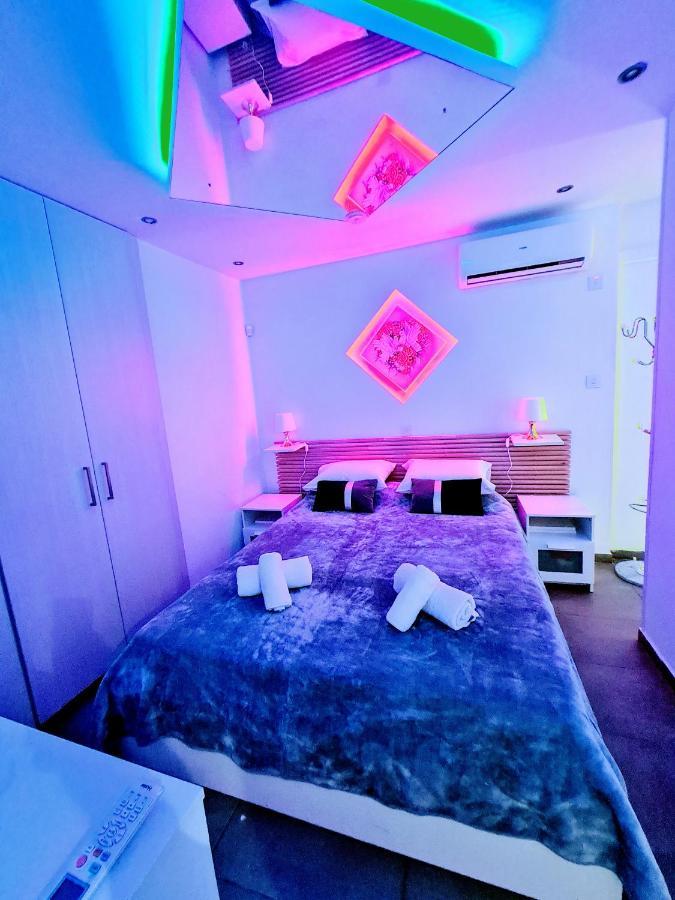 Hidden Lights Deluxe Apartment Ayía Nápa Extérieur photo