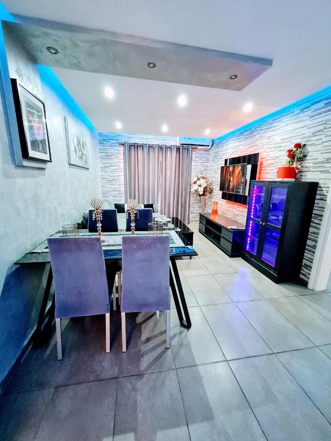 Hidden Lights Deluxe Apartment Ayía Nápa Extérieur photo
