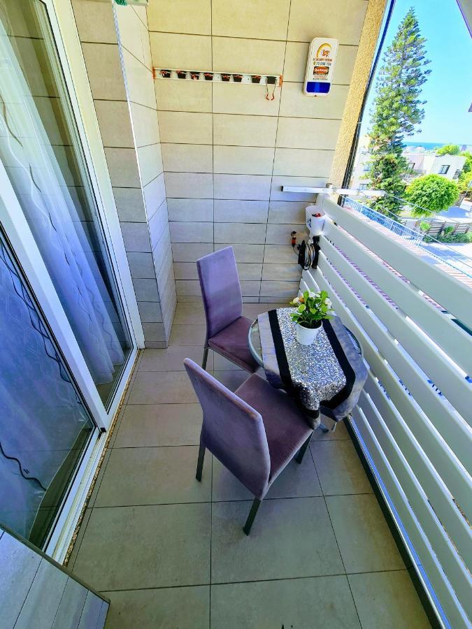 Hidden Lights Deluxe Apartment Ayía Nápa Extérieur photo